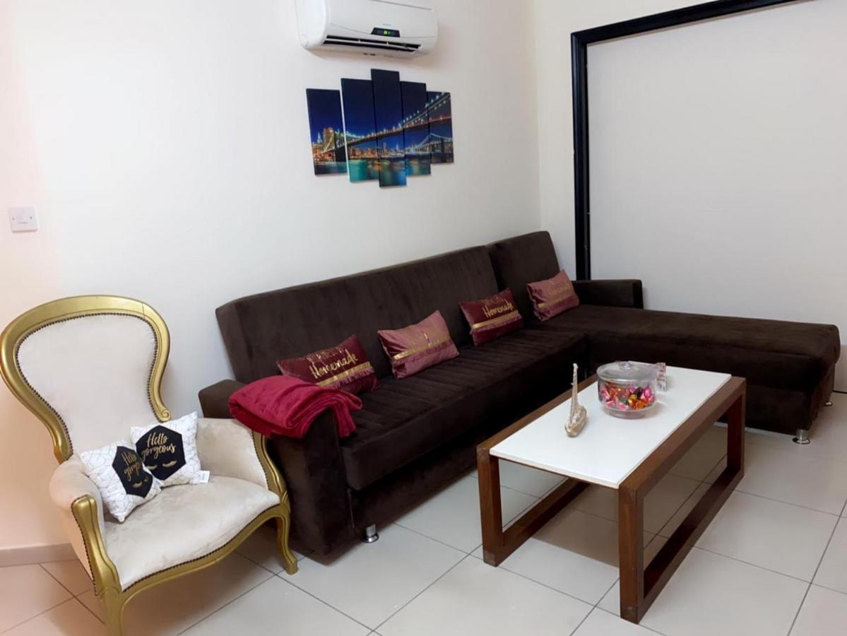 Larnaca Beach Apartment Exterior foto